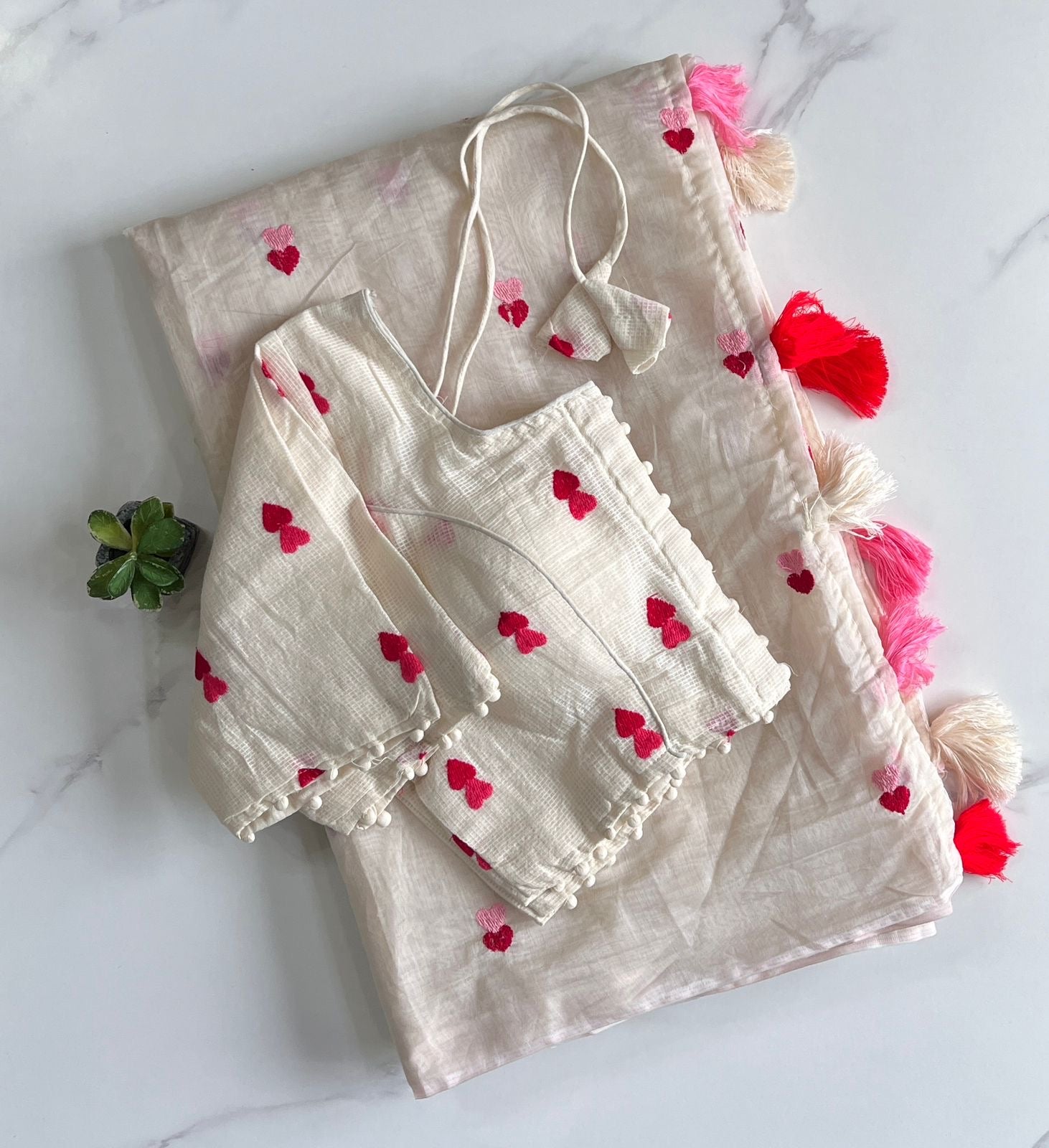 Super Hot In Demanding Exclusive Heart💕 S-0028