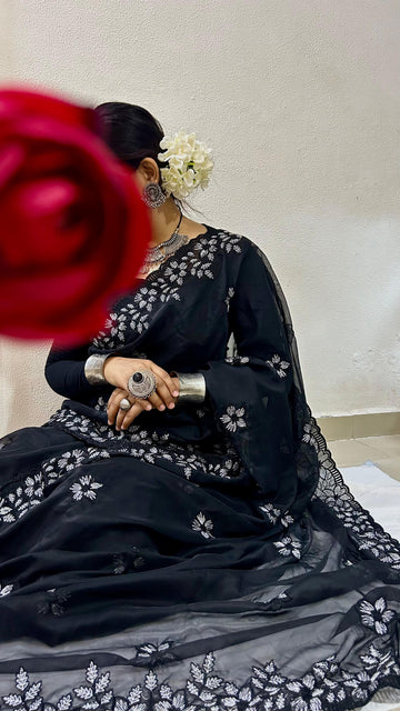 Black Thread Saree VT1087