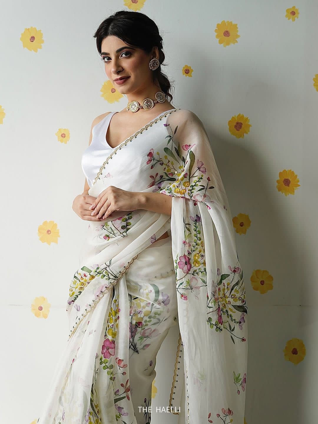 Delicate Petal Pastel Party-Wear Saree SD-1044