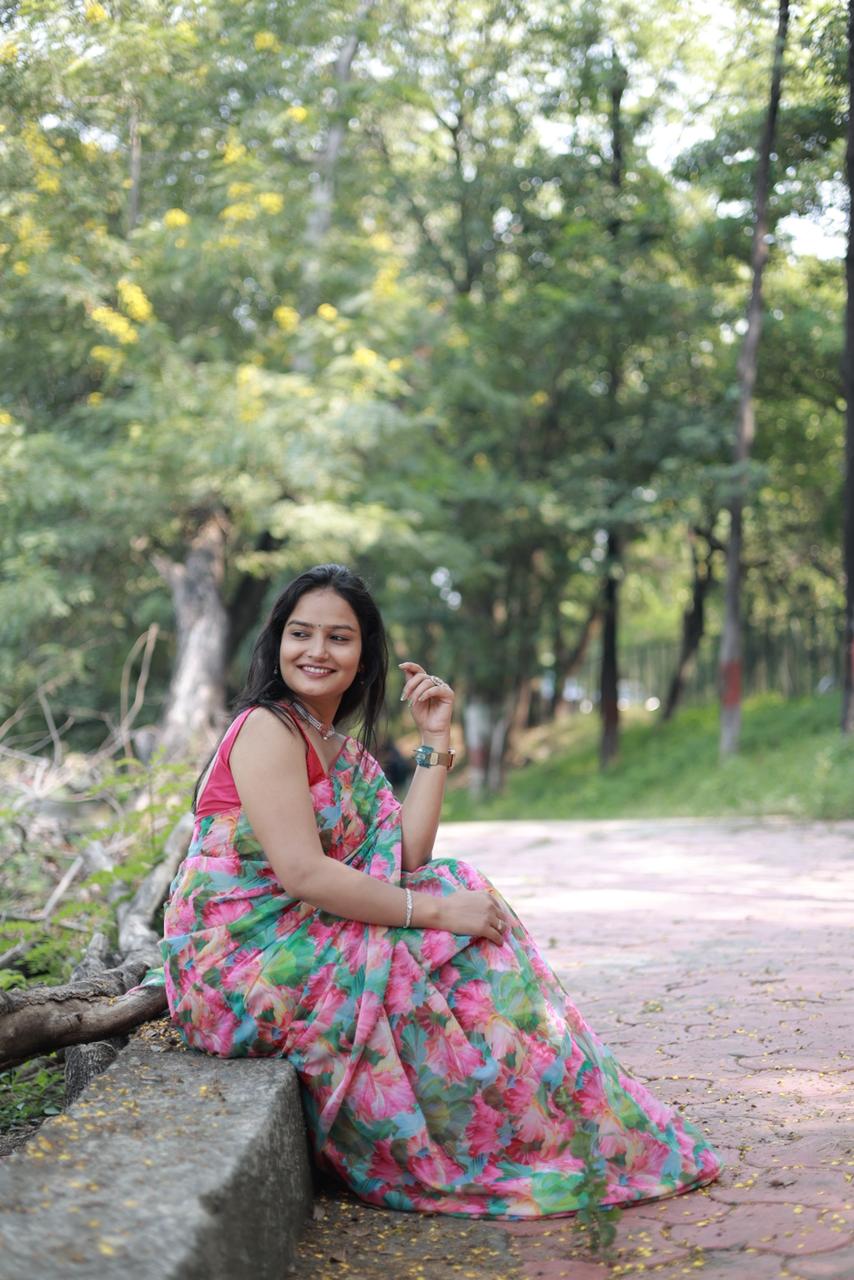 Primium Chiffon Digital Flower Print Sarees With Arco Border It’s Primium Designer Collection With Pure Fabric And Pure border  S-005