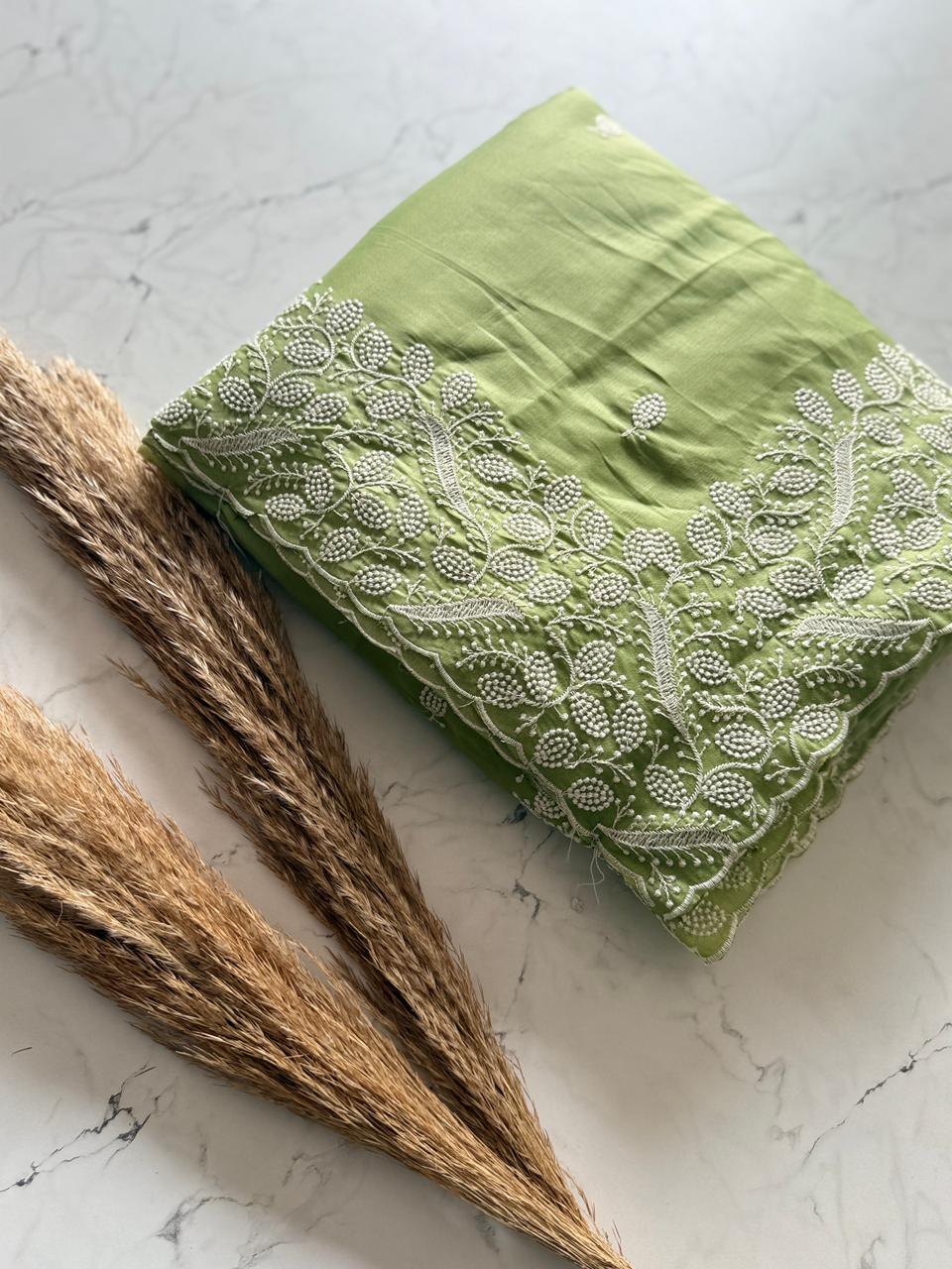 The "Pearl Garden" Heritage Saree in 7 Vibrant Shades SD-1068