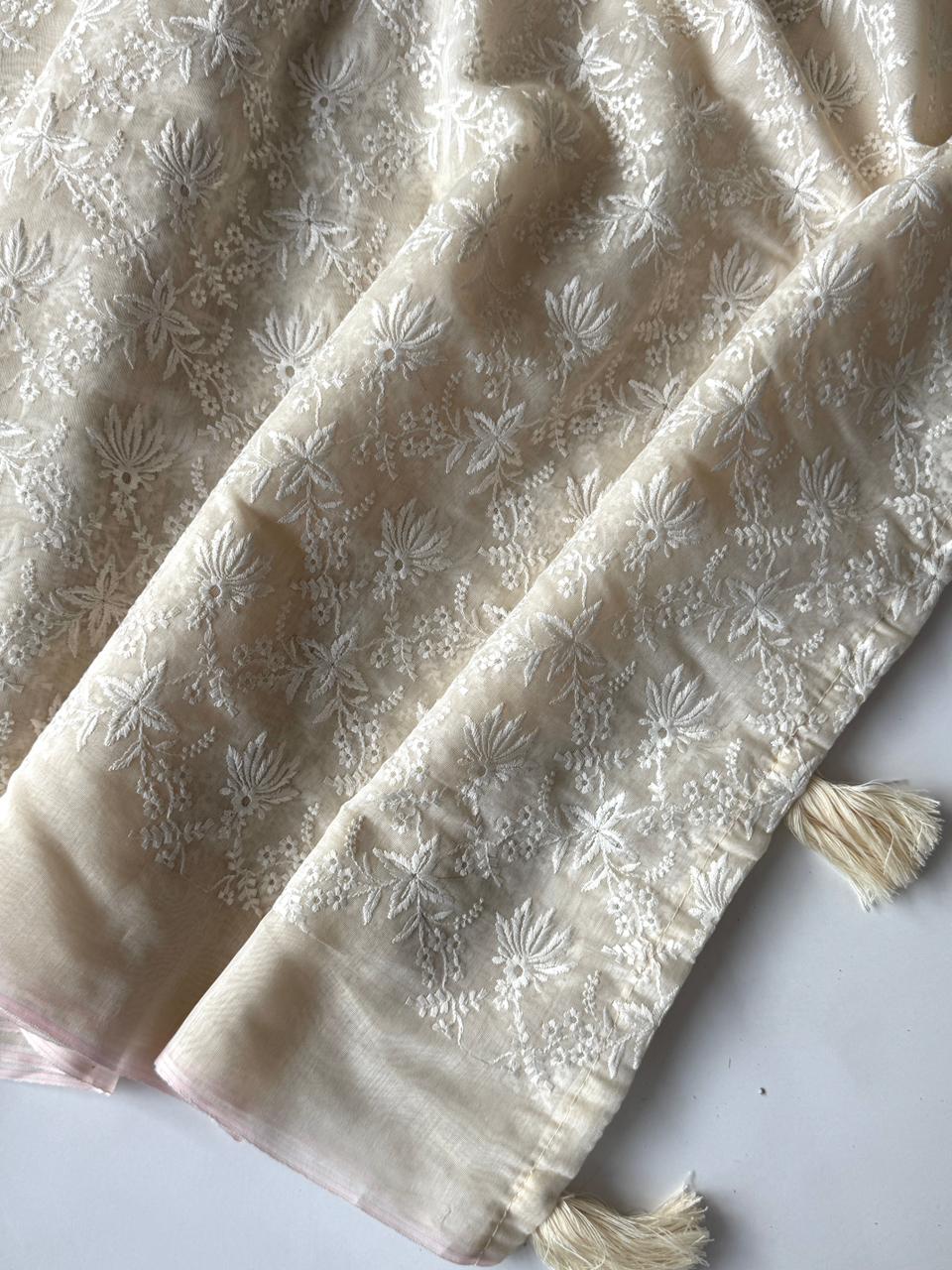 Primium Soft Chanderi Cotton With Chiken Thread Work And Heavy Tussles    Blouse Maslin Cotton With Kalamkari Print SD1201