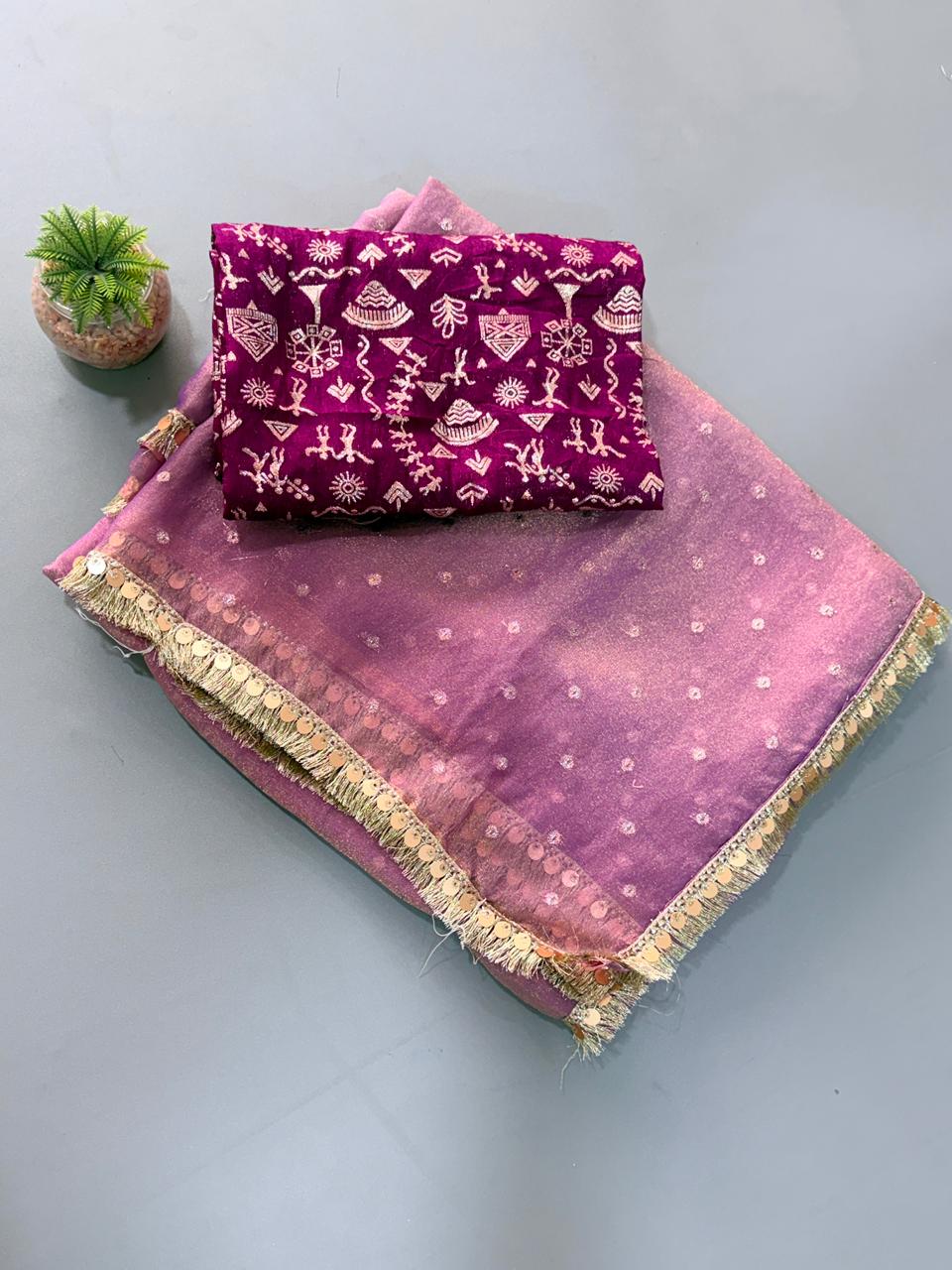 Primium Soft Chiffone SHIMMAR Two Tone fabric Saree With Heavy Sequnce Furr Lace Border (5.5 MTR cut )   Blouse pure Viscous Jeqard weave base fabric SD6071
