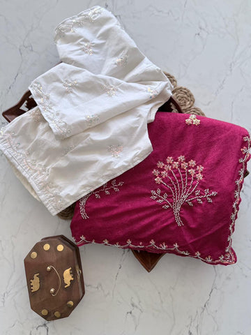 Primium Chinnon Crush saree With Multy Sequnce Bits Handwork All over Saree and Finishied Scalp Border  Blouse Chinnon Crush White Color With bits Work (Unstiched )