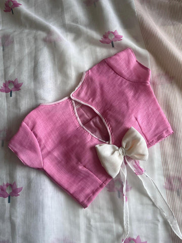 Premium Linen saree with lotus print on all over the saree Printed pallu as shown  Zari border on either side