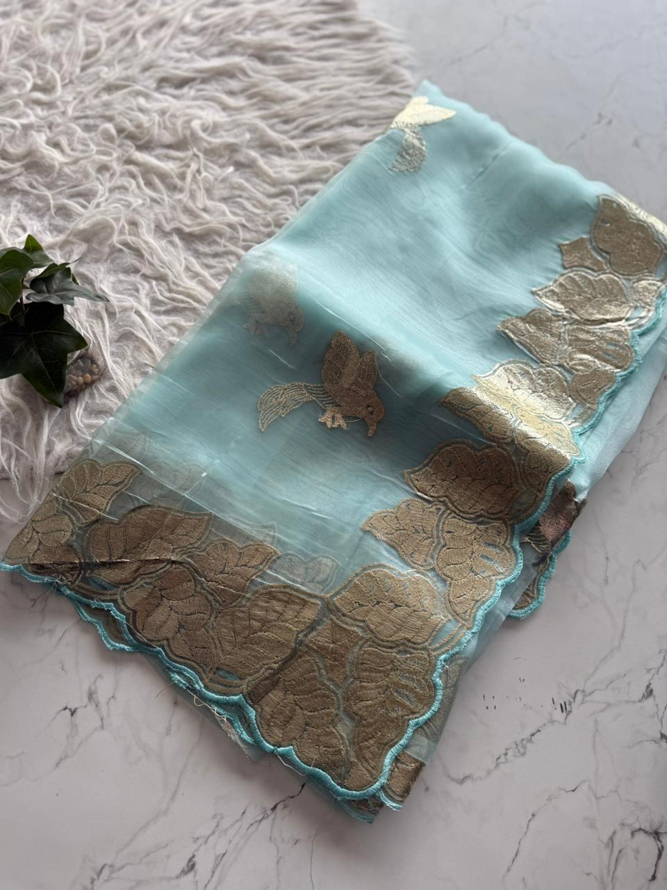Pure Orgenza Tissue With pitta Thread Gold Zari Work And scalp Border   Blouse Pure Embose Weave Crystal Fabric with Sleeves Work  (Unstiched)